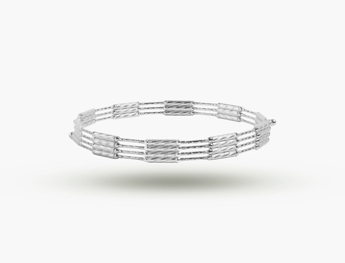 Magnetic Twist White Convertible