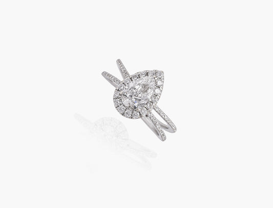 Forever Pear Diamond Ring in white gold